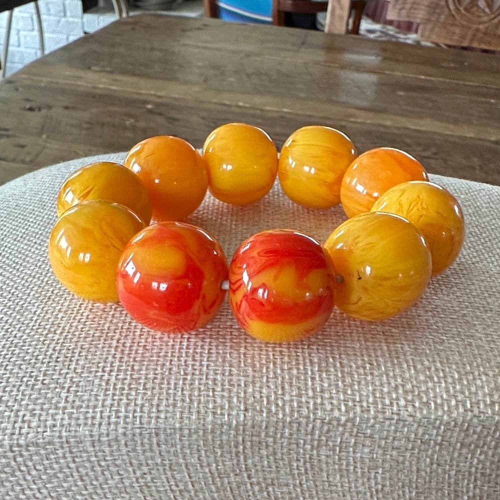 Vibrant Orange and Red Lucite Beaded Bracelet